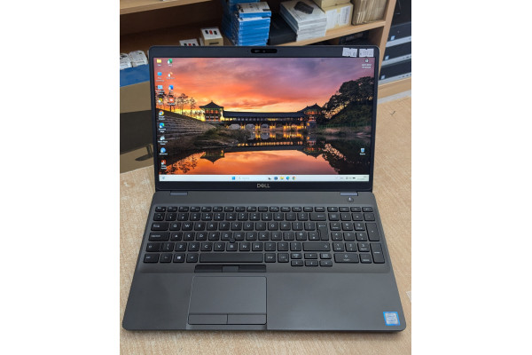 Dell Latitude 5500 Grade A - Лаптопи и нетбуци - 10014 Dell Latitude 5500 Grade A - Лаптопи и нетбуци - 10014 - nextbg.com
